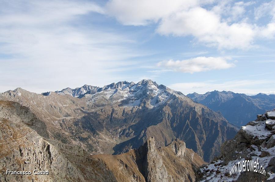 07 Vista alla Sella di monte Ceppo.jpg